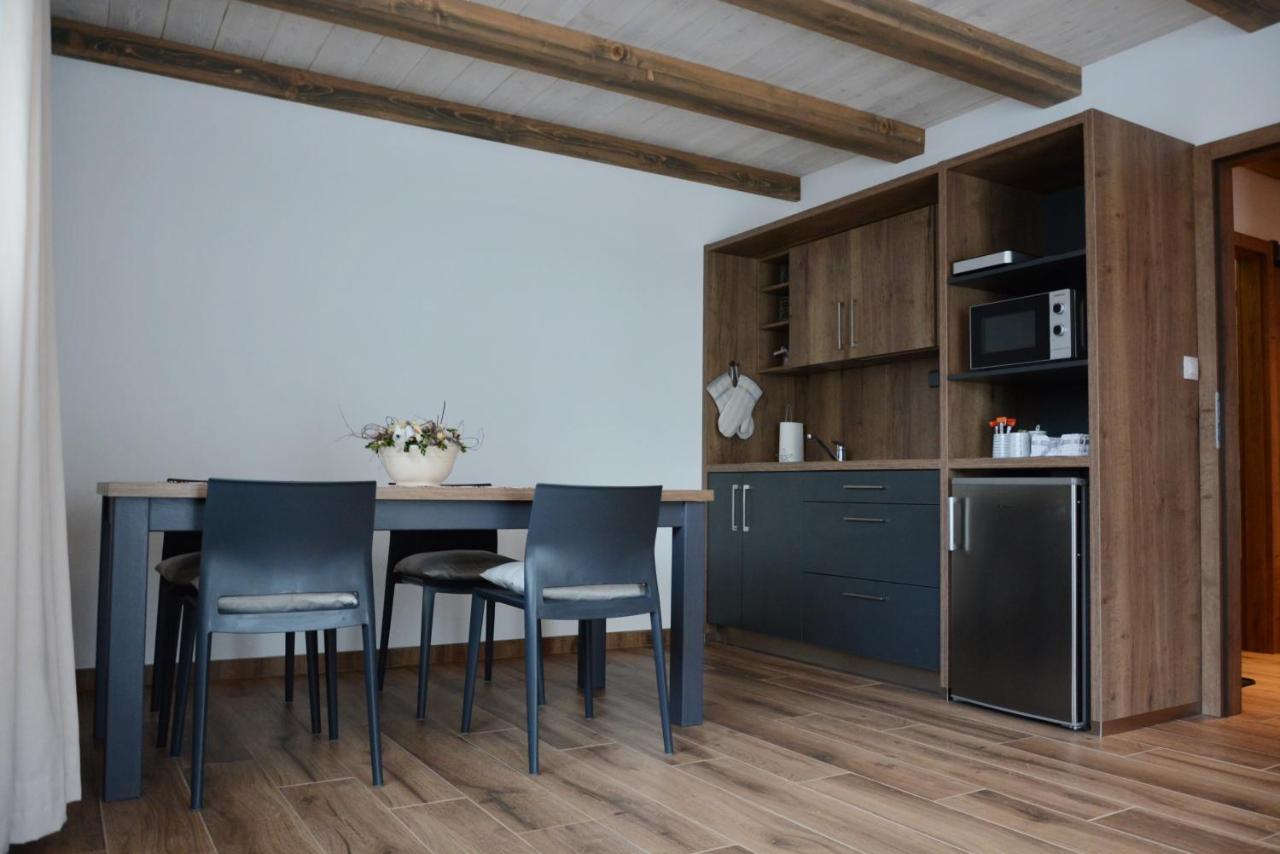 Apartmány POCO LOCO Pec pod Snezkou Exterior foto